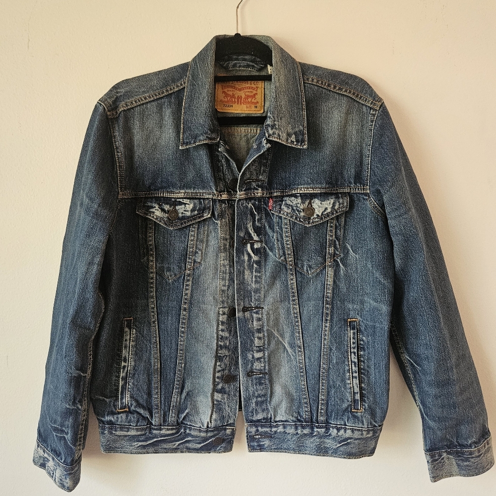 Levi's Trucker Jacket - Med Oversized Denim Casual Distressed